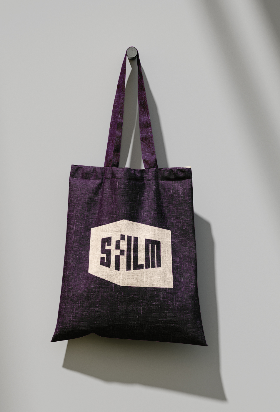 Tote_Plum